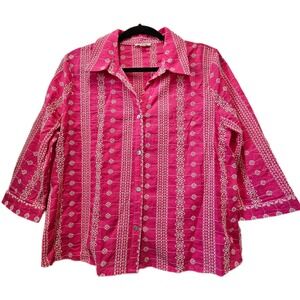 Ultra Pink Embroidered Eyelet Pink/White Button Up 3/4 Sleeve Top Size Medium